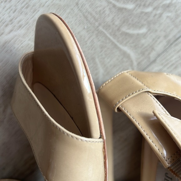 Jimmy Choo Size 37 - Picture 6 of 7